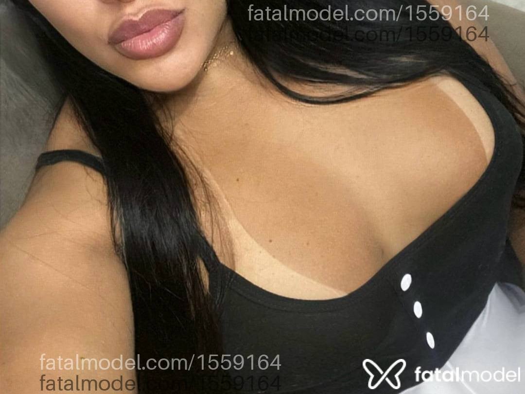 Acompanhante mulher morena (o) de olhos castanhos - Bella Campos