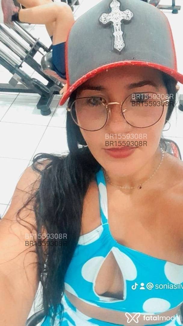 Acompanhante mulher morena (o) de olhos mel - ANA GOIÂNA Acompanhante mulher morena (o) de olhos mel - ANA GOIÂNA