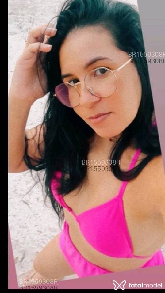 Acompanhante mulher morena (o) de olhos mel - ANA GOIÂNA Acompanhante mulher morena (o) de olhos mel - ANA GOIÂNA
