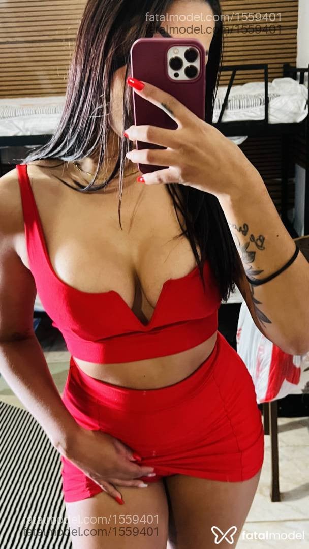 Acompanhante mulher morena (o) de olhos castanhos - Emilly Soares