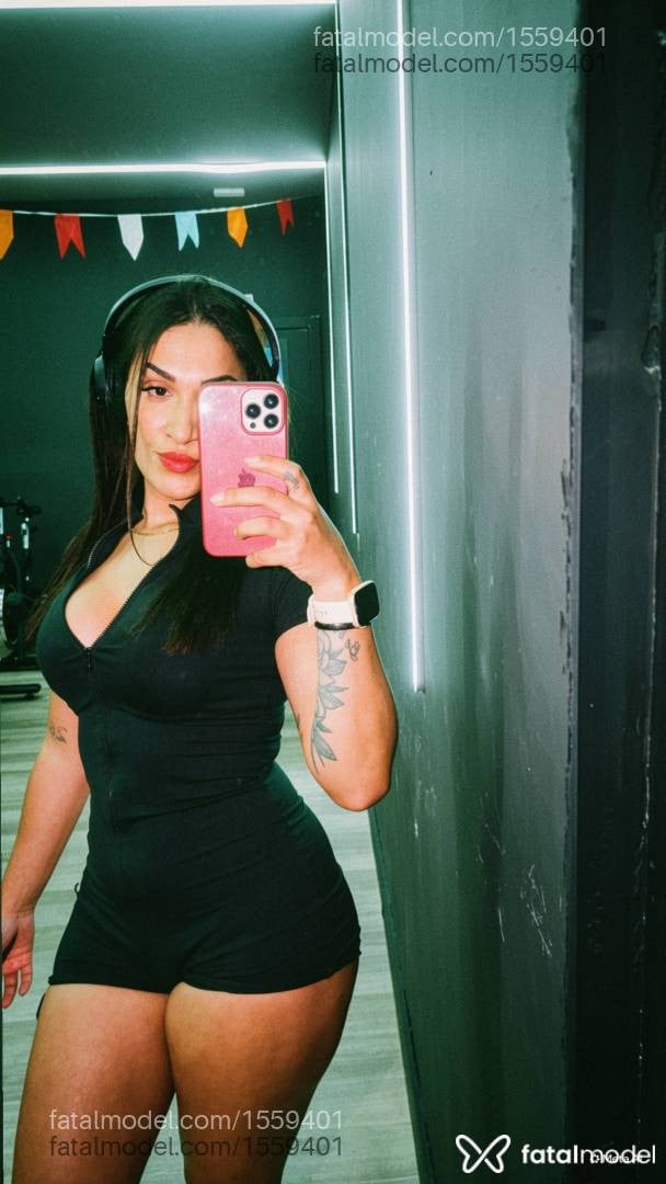 Acompanhante mulher morena (o) de olhos castanhos - Emilly Soares