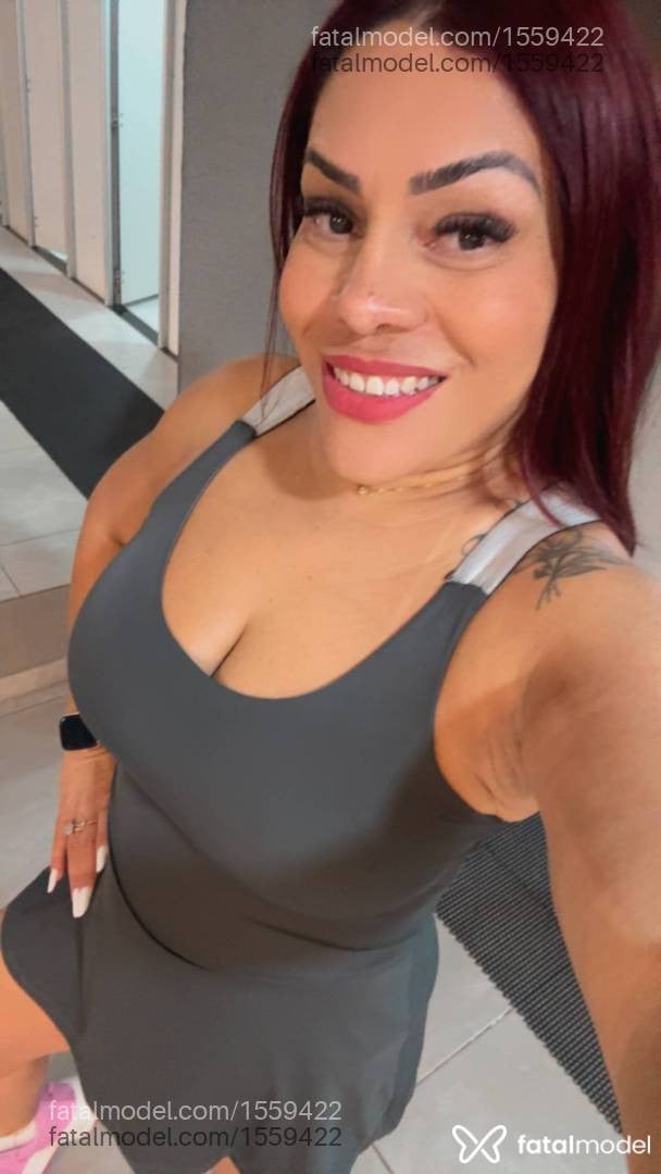 Acompanhante mulher morena (o) de olhos castanhos - Jade Marieva