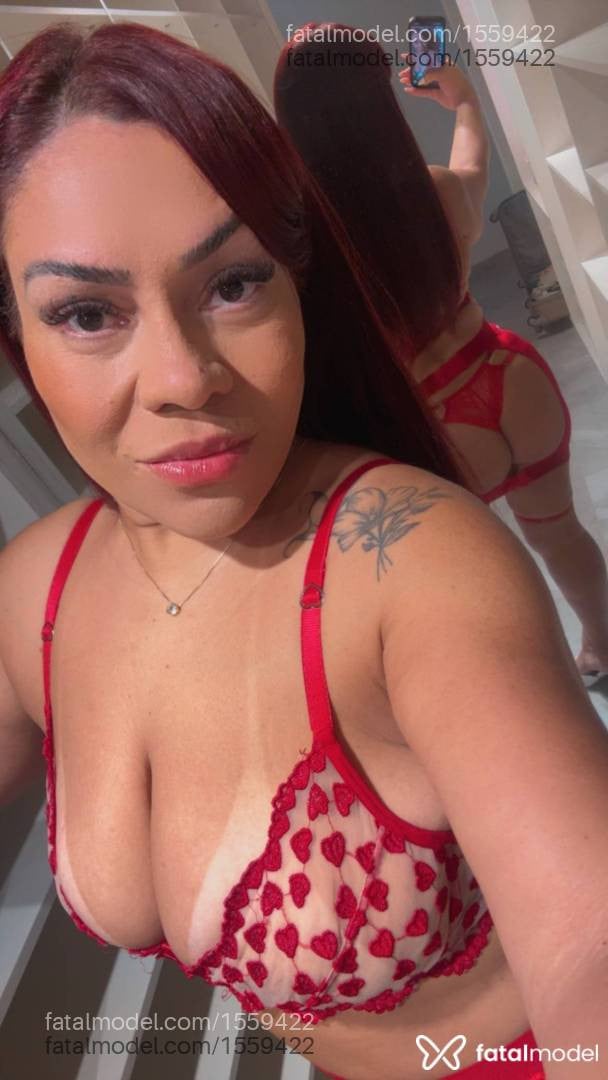 Acompanhante mulher morena (o) de olhos castanhos - Jade Marieva