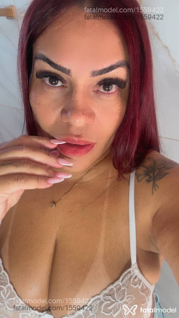 Acompanhante mulher morena (o) de olhos castanhos - Jade Marieva