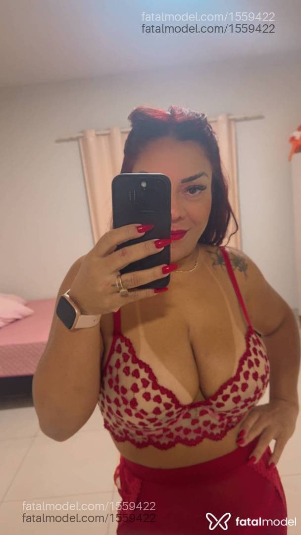 Acompanhante mulher morena (o) de olhos castanhos - Jade Marieva