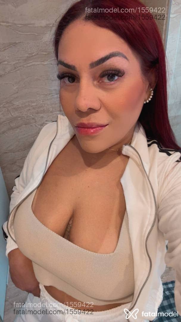 Acompanhante mulher morena (o) de olhos castanhos - Jade Marieva