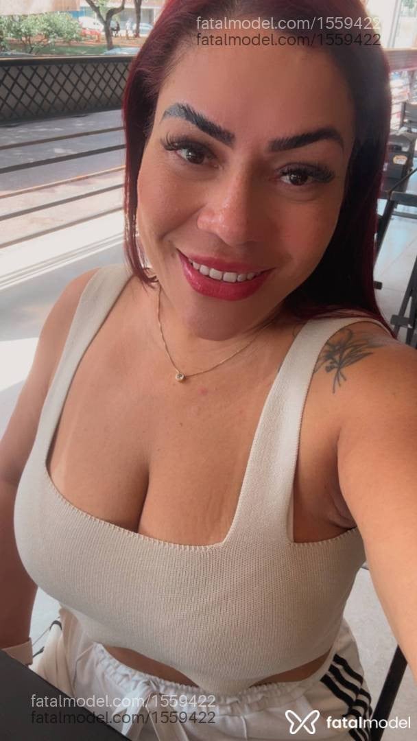 Acompanhante mulher morena (o) de olhos castanhos - Jade Marieva
