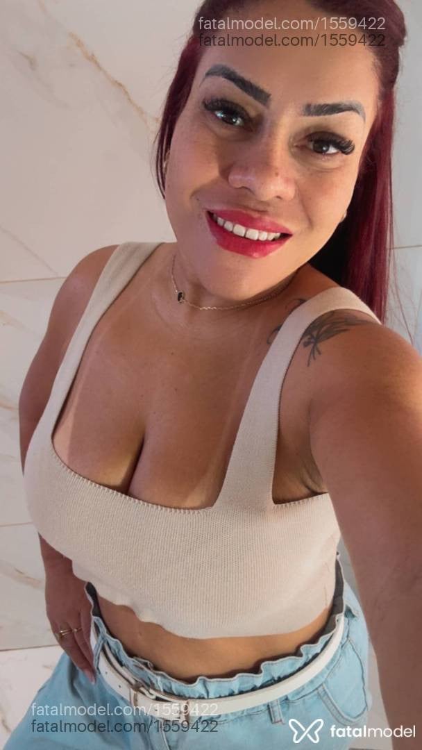 Acompanhante mulher morena (o) de olhos castanhos - Jade Marieva