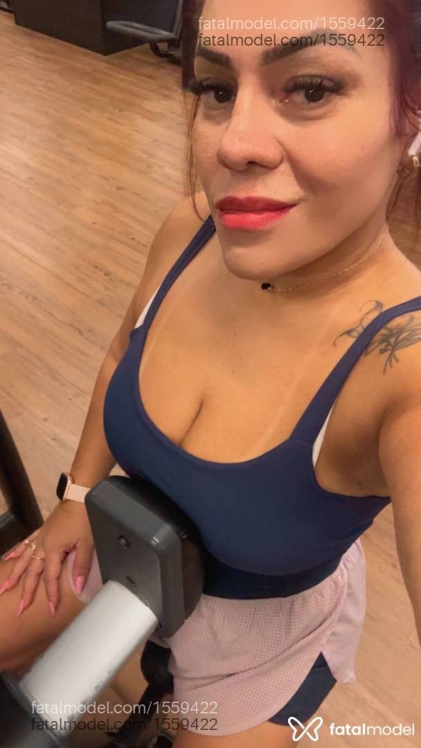 Acompanhante mulher morena (o) de olhos castanhos - Jade Marieva