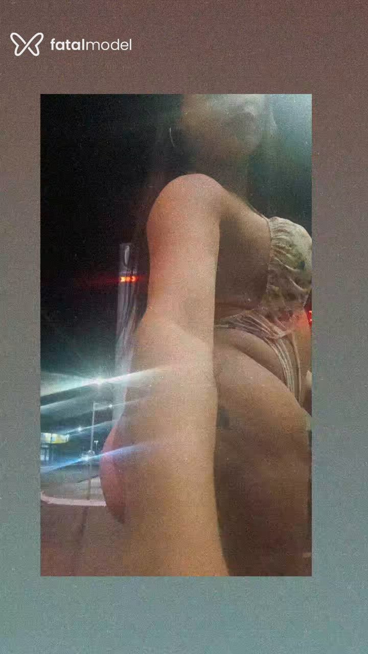 Acompanhante travesti com cabelo castanho de olhos castanhos em Barretos Acompanhante travesti com cabelo castanho de olhos castanhos em Barretos - Tessalia Rodriguez