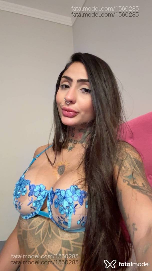 Acompanhante mulher morena (o) de olhos castanhos em São José Acompanhante mulher morena (o) de olhos castanhos em São José - July Mendes