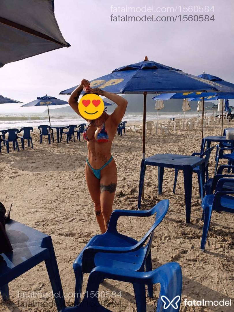 Acompanhante mulher loira (o) de olhos verdes - Ariane Luz