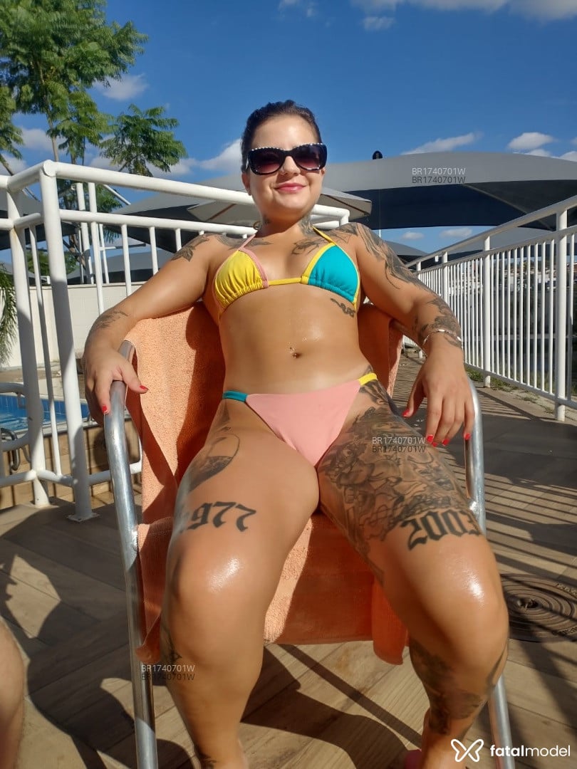 Acompanhante mulher morena (o) de olhos castanhos em Belo Horizonte Acompanhante mulher morena (o) de olhos castanhos em Belo Horizonte - Paola Vitaly