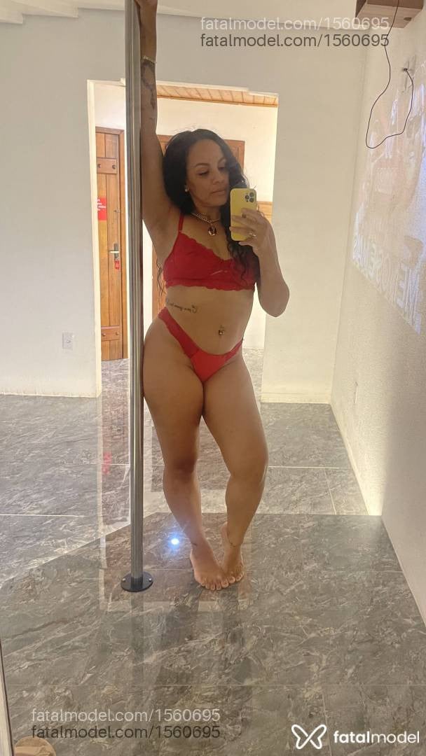 Acompanhante mulher morena (o) de olhos castanhos em Rio Grande - Angel
