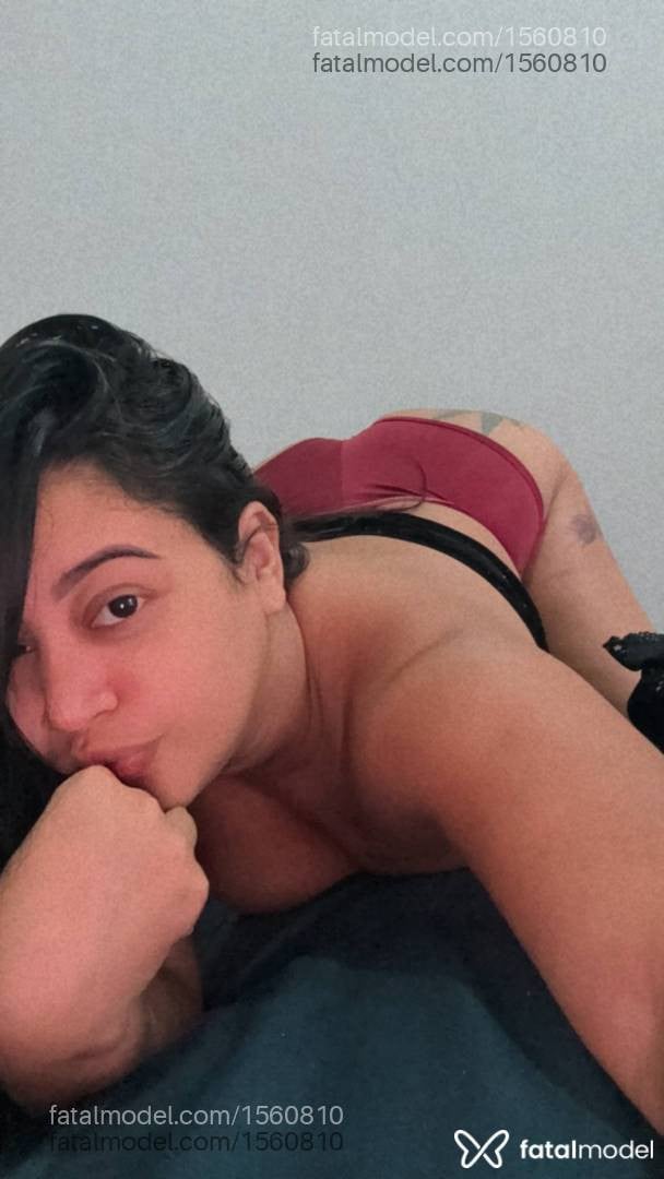 Acompanhante mulher morena (o) de olhos castanhos - Bruna