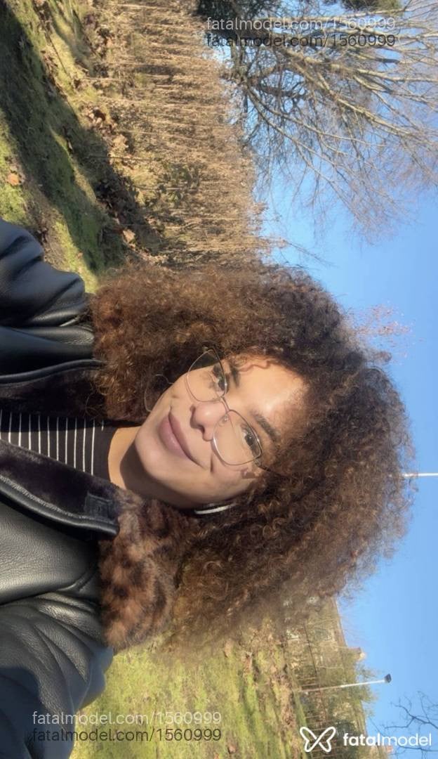 Acompanhante mulher trans morena (o) de olhos castanhos em Bragança Paulista - Pietra Santos