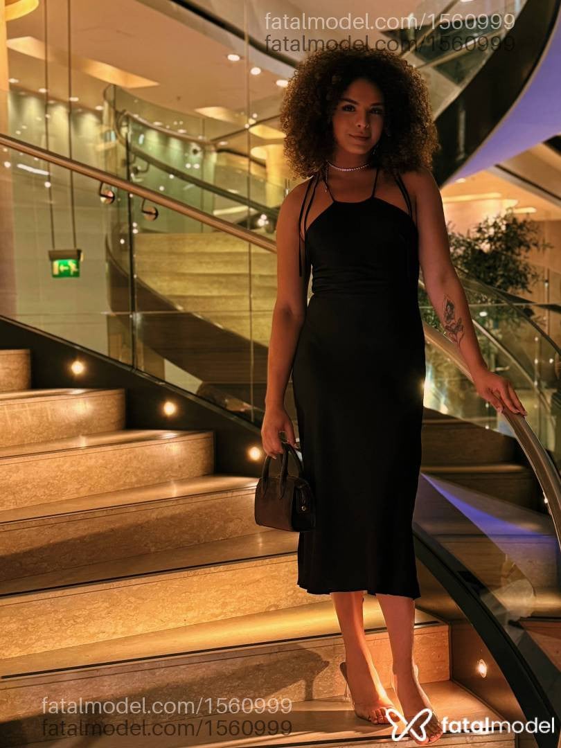 Acompanhante mulher trans morena (o) de olhos castanhos - Pietra Santos