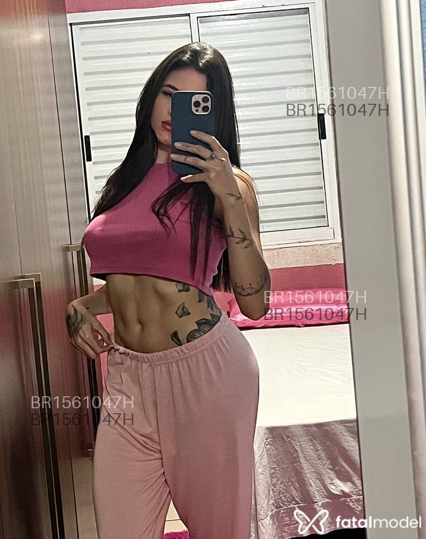 Acompanhante mulher morena (o) de olhos castanhos - Natália Acompanhante mulher morena (o) de olhos castanhos - Natália