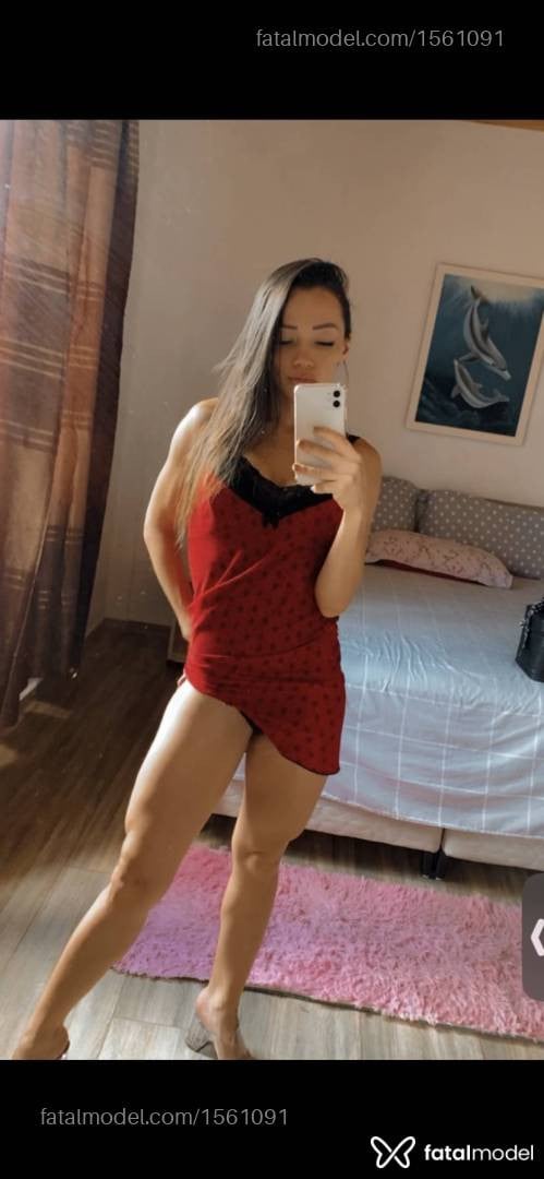 Acompanhante mulher com cabelo castanho de olhos castanhos em Passo Fundo - Bruna Oliveira