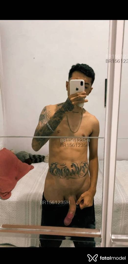 Acompanhante homem morena (o) de olhos castanhos em Belo Horizonte Acompanhante homem morena (o) de olhos castanhos em Belo Horizonte - Álvaro