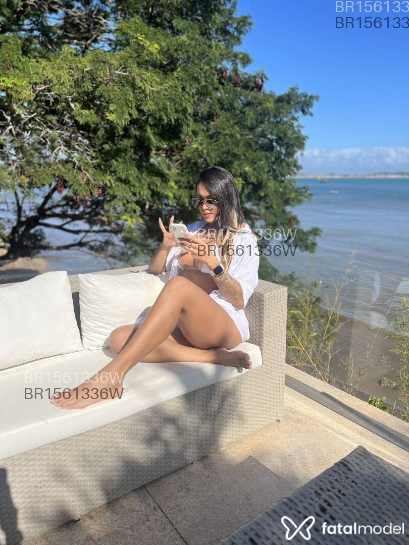 Acompanhante mulher loira (o) de olhos castanhos em Confresa - Brenda Ferrari