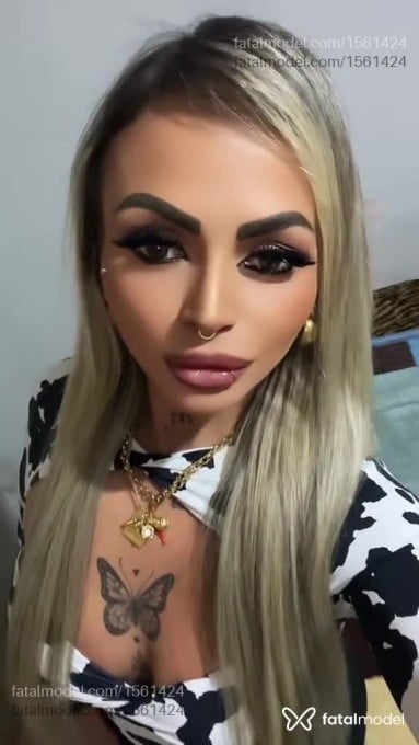 Acompanhante mulher loira (o) de olhos castanhos em Porto Alegre - Larissa andrades