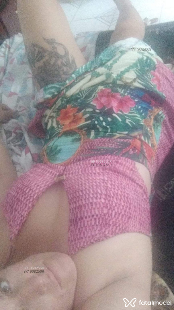 Acompanhante mulher loira (o) de olhos mel em Virtual - Loirabaiana