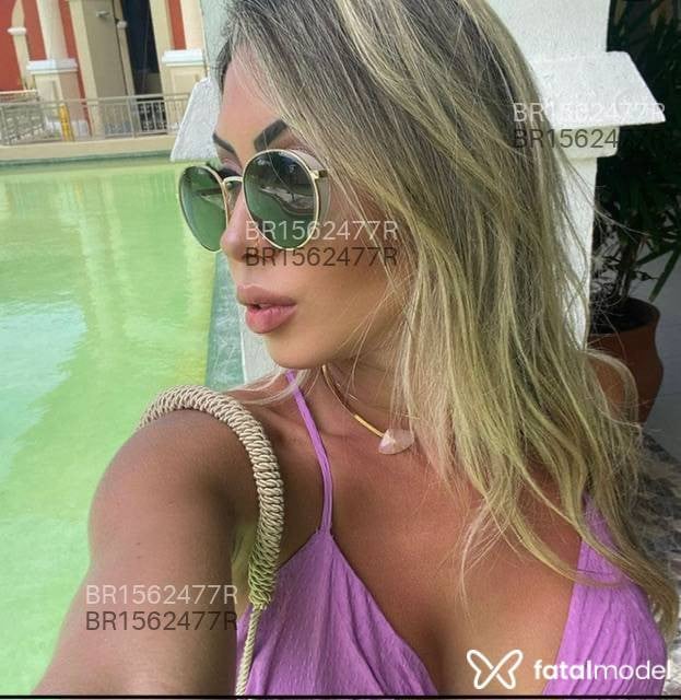Acompanhante mulher loira (o) de olhos castanhos - Nicole Lins Acompanhante mulher loira (o) de olhos castanhos - Nicole Lins