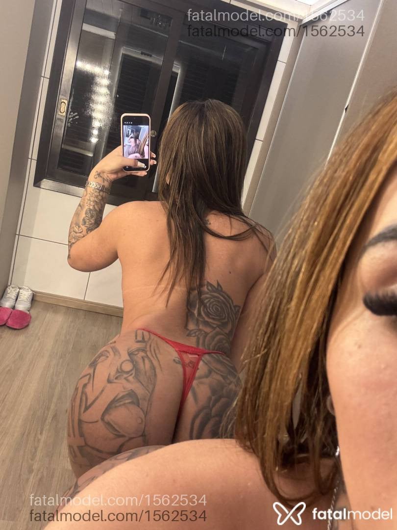 Acompanhante mulher trans morena (o) de olhos castanhos - Vanessinha