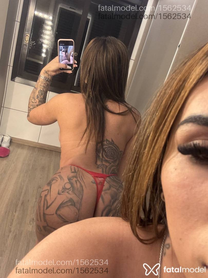 Acompanhante mulher trans morena (o) de olhos castanhos - Vanessinha