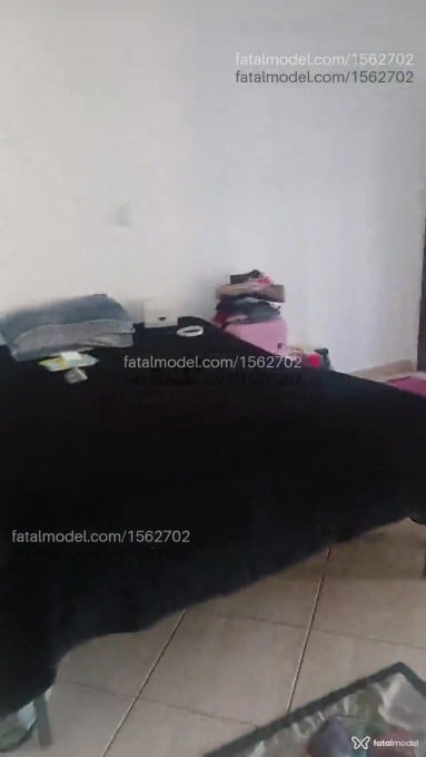 Acompanhante mulher com cabelo castanho de olhos castanhos - Mariele Acompanhante mulher com cabelo castanho de olhos castanhos - Mariele