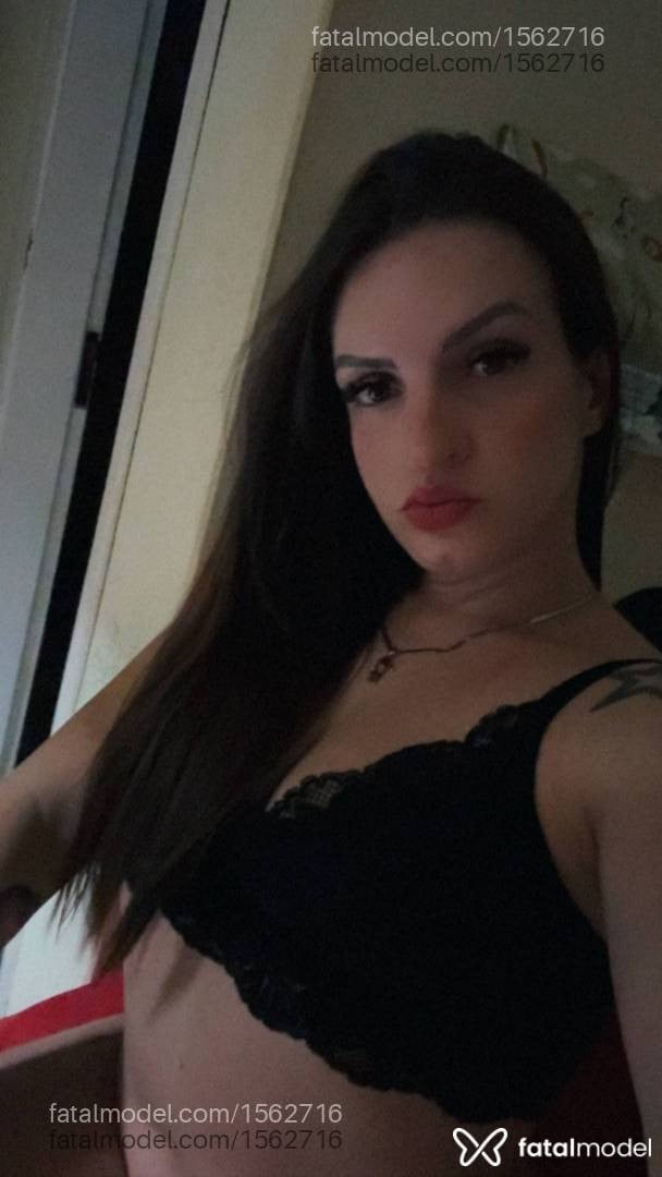 Acompanhante mulher loira (o) de olhos verdes - Karine Bruna