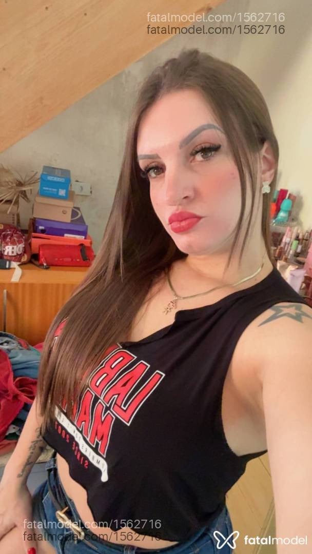 Acompanhante mulher loira (o) de olhos verdes - Karine Bruna