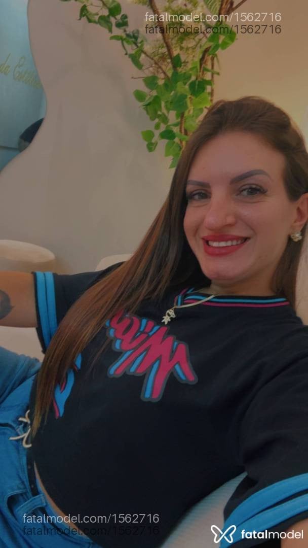 Acompanhante mulher loira (o) de olhos verdes em Foz do Iguaçu - Karine Bruna