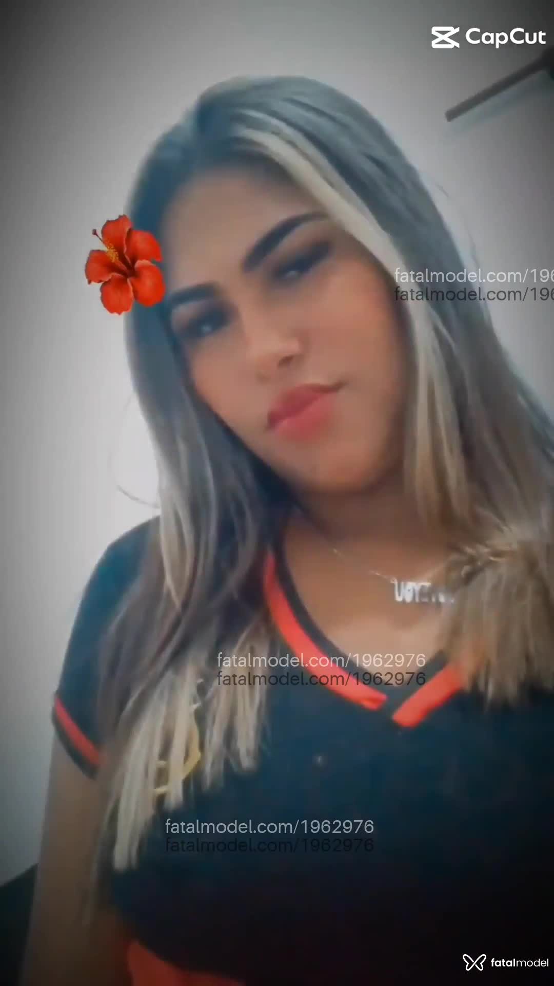 Acompanhante mulher loira (o) de olhos castanhos em Macaé - kelly
