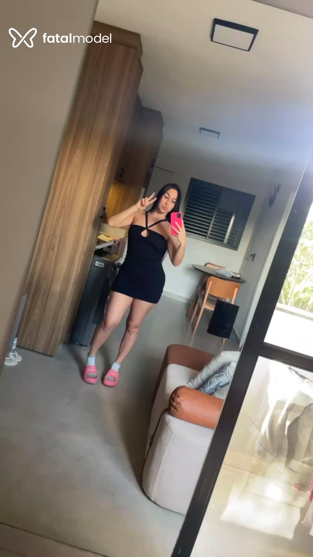 Acompanhante mulher com cabelo castanho de olhos castanhos - Gabriella Acompanhante mulher com cabelo castanho de olhos castanhos - Gabriella