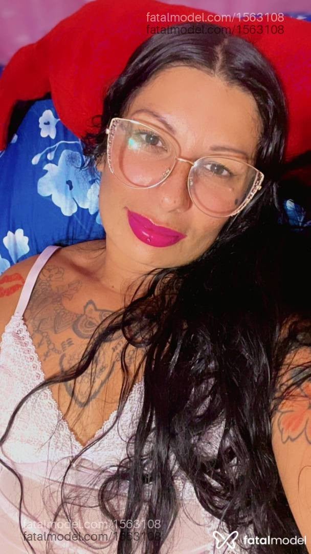 Acompanhante mulher morena (o) de olhos castanhos - Nicolly