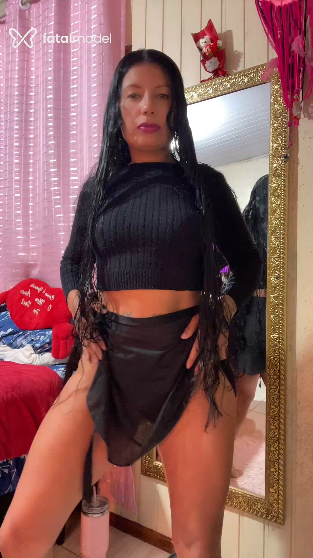 Acompanhante mulher morena (o) de olhos castanhos - Nicolly