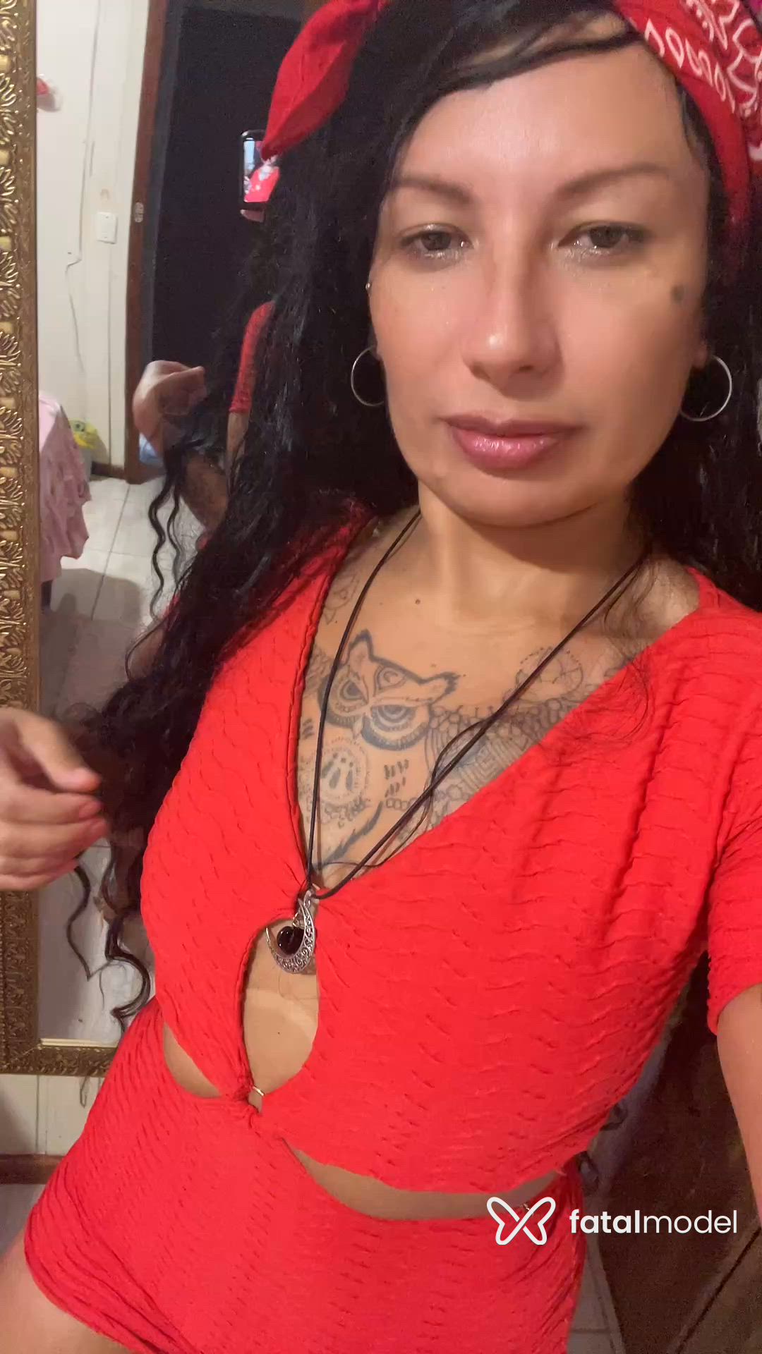 Acompanhante mulher morena (o) de olhos castanhos - Nicolly