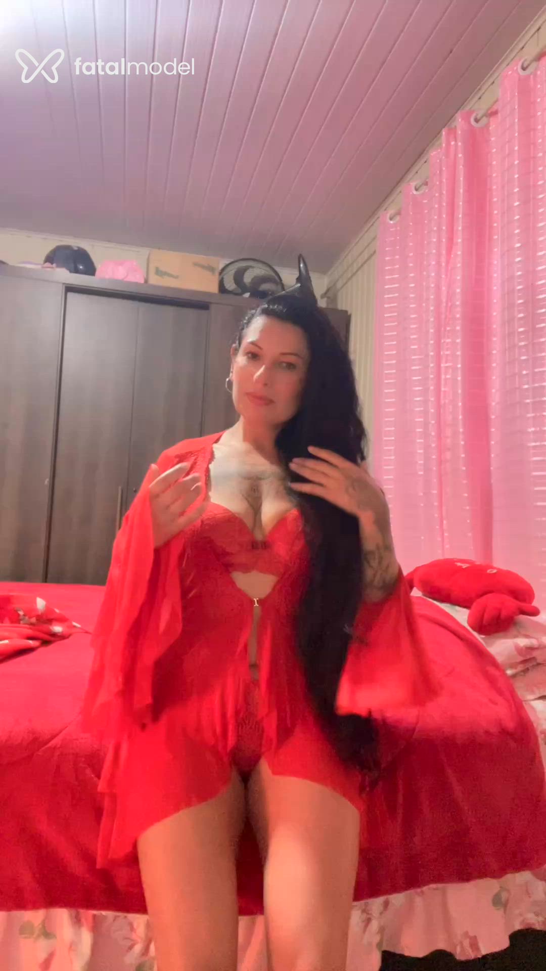 Acompanhante mulher morena (o) de olhos castanhos - Nicolly