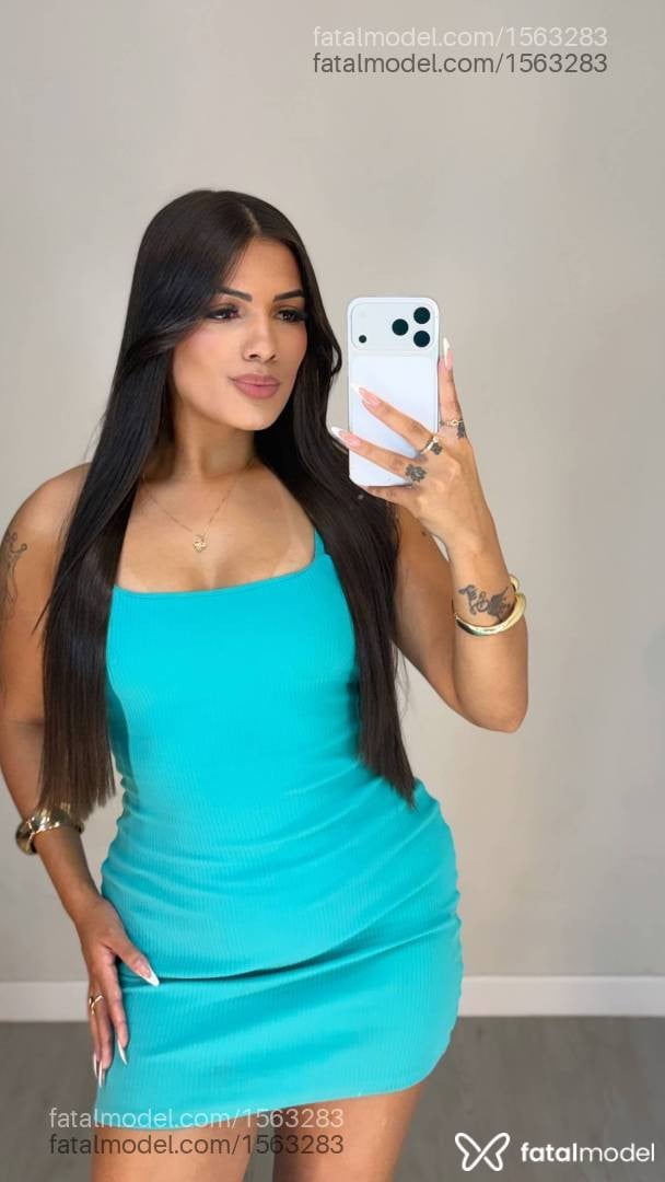 Acompanhante mulher com cabelo castanho de olhos castanhos - Belinha