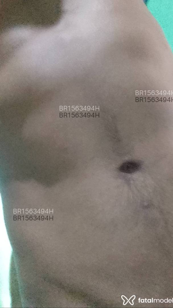 Acompanhante homem com cabelo castanho de olhos castanhos em Arcos Acompanhante homem com cabelo castanho de olhos castanhos em Arcos - Junior