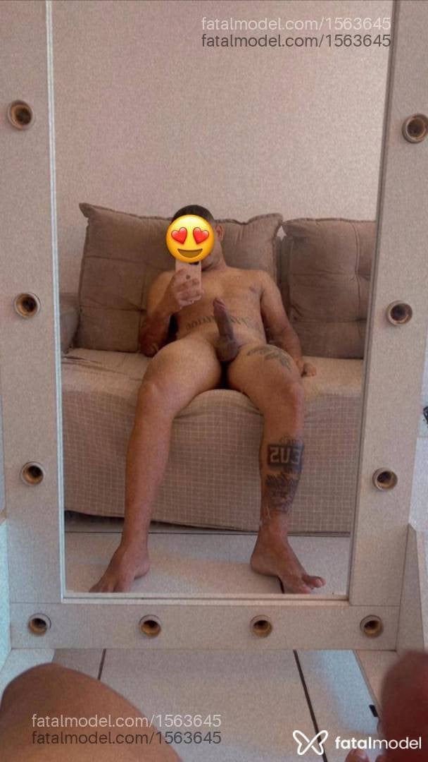 Acompanhante homem morena (o) de olhos castanhos em Virtual - Leviano