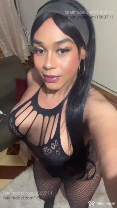 Acompanhante mulher trans morena (o) de olhos pretos em Bauru Acompanhante mulher trans morena (o) de olhos pretos em Bauru - Biattriz Cassalate