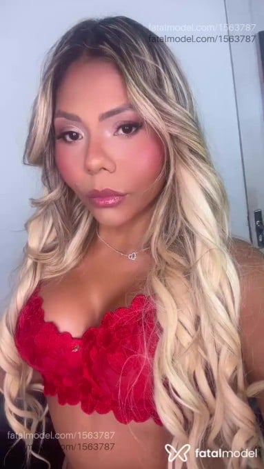 Acompanhante mulher loira (o) de olhos pretos em Itajaí - Amanda