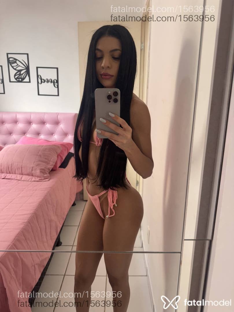 Acompanhante mulher morena (o) de olhos pretos em Campinas Acompanhante mulher morena (o) de olhos pretos em Campinas - Pietra Albuquerque