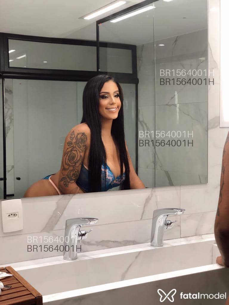 Acompanhante mulher trans morena (o) de olhos castanhos em Virtual - Maria Gabriela