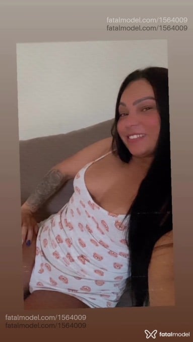Acompanhante mulher morena (o) de olhos verdes em Hortolândia - Ingrid Borges