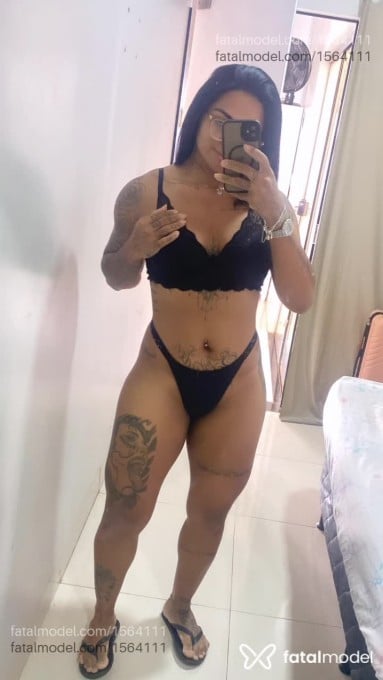 Acompanhante mulher com cabelo castanho de olhos castanhos em Uberaba - Gaby diisponivell