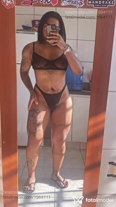 Acompanhante mulher com cabelo castanho de olhos castanhos em Uberaba - Gaby diisponivell